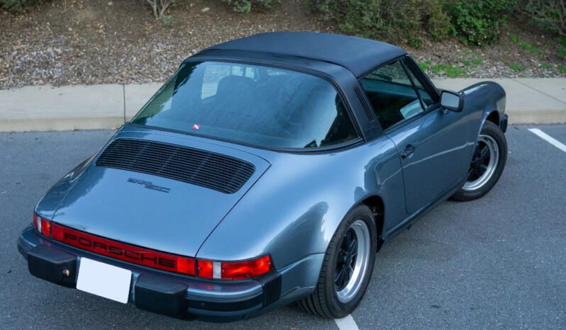 
								1983 Porsche 911SC Targa full									