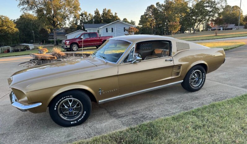 
								1967 Ford Mustang C-code Fastback full									