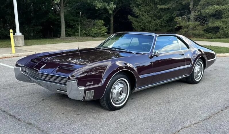 
								1966 Oldsmobile Toronado Deluxe V8 full									