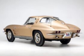 1963 Chevrolet Corvette Split-Window Saddle Tan