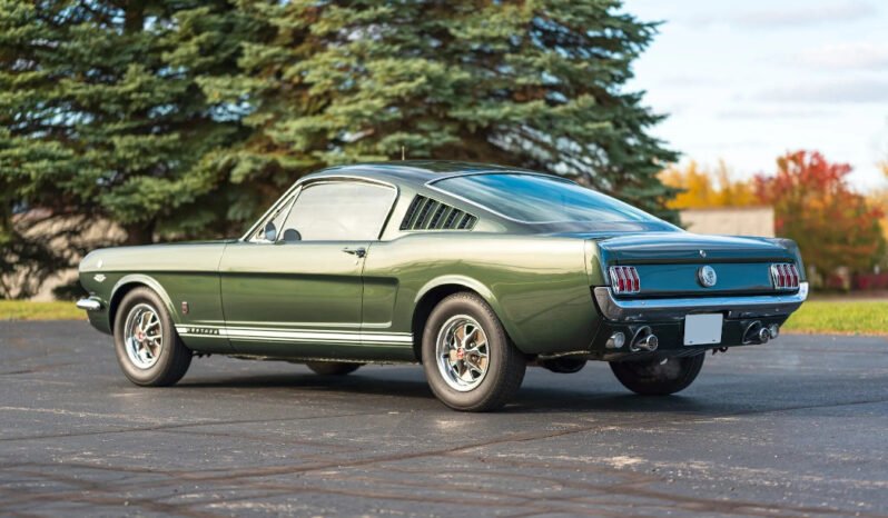 
								1966 Ford Mustang GT Green full									