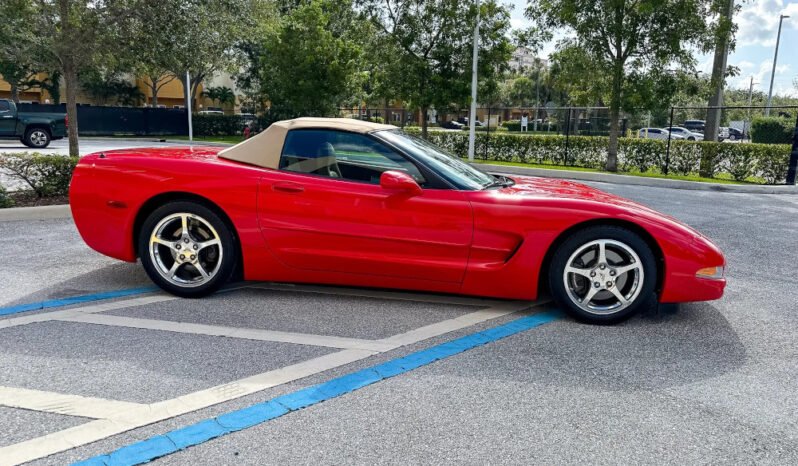 
								2003 Chevrolet Corvette Convertible full									