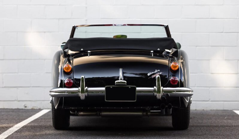 
								1966 Austin-Healey 3000 full									
