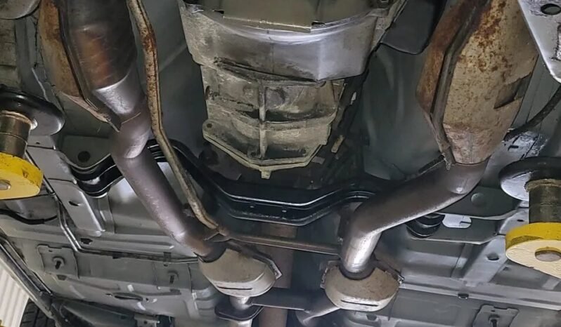 
								1990 Ford Mustang LX 5-Speed full									