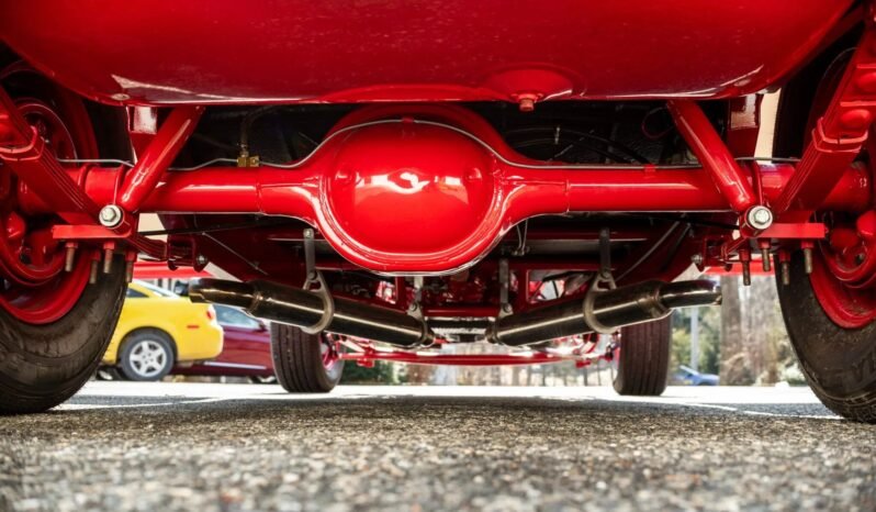 
								1932 Ford Highboy Roadster V8 full									