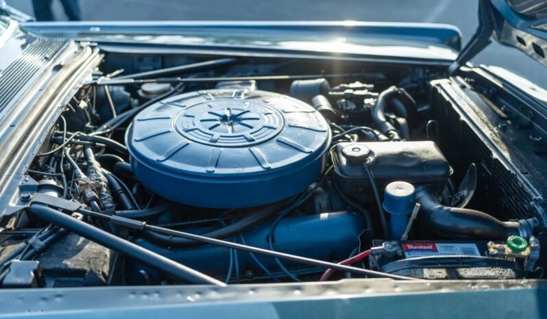 
								1966 Lincoln Continental V8 full									