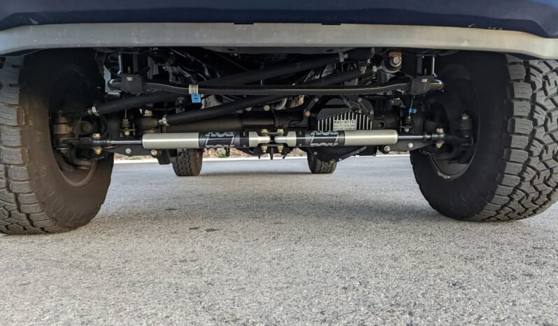 
								2022 Ford F-350 Super Duty full									