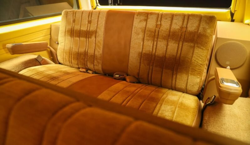 
								1979 Chevrolet K10 Suburban full									