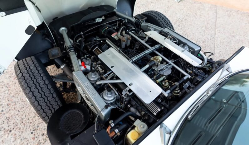 
								1974 Jaguar XKE Roadster V12 full									