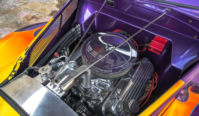 
								1937 Ford Tudor Sedan Street Rod V8 full									