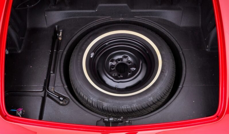 
								1962 Chevrolet Corvette C1 Roadster full									