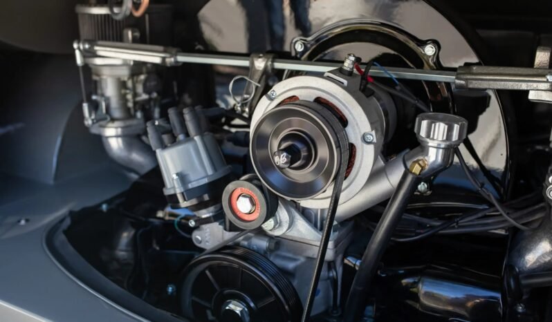 
								1964 Volkswagen Type 2 Deluxe 21-Window full									