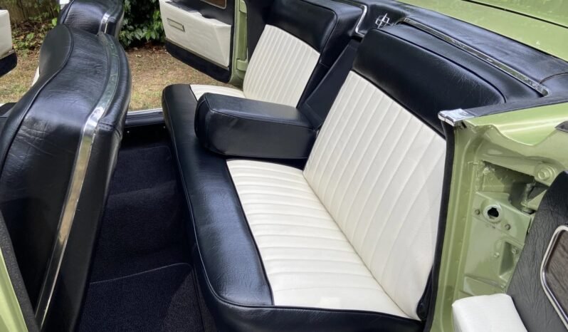 
								1962 Lincoln Continental Convertible 3-Speed full									