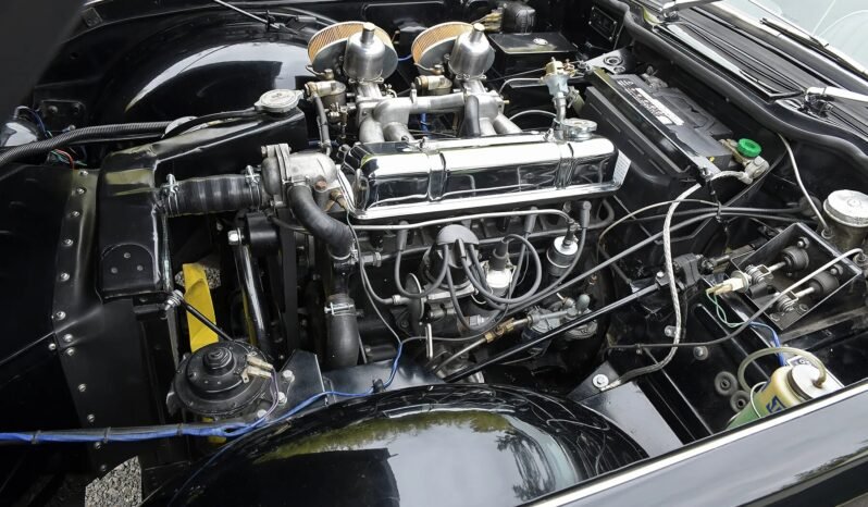 
								1964 Triumph TR4 Black full									