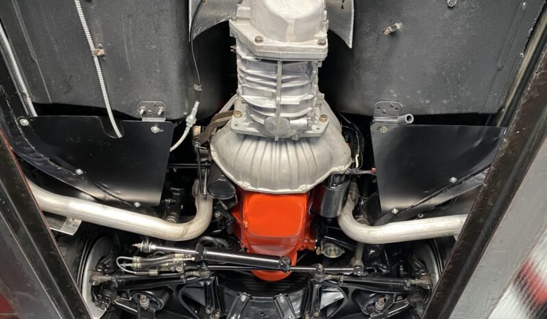 
								1965 Chevrolet C2 Corvette full									