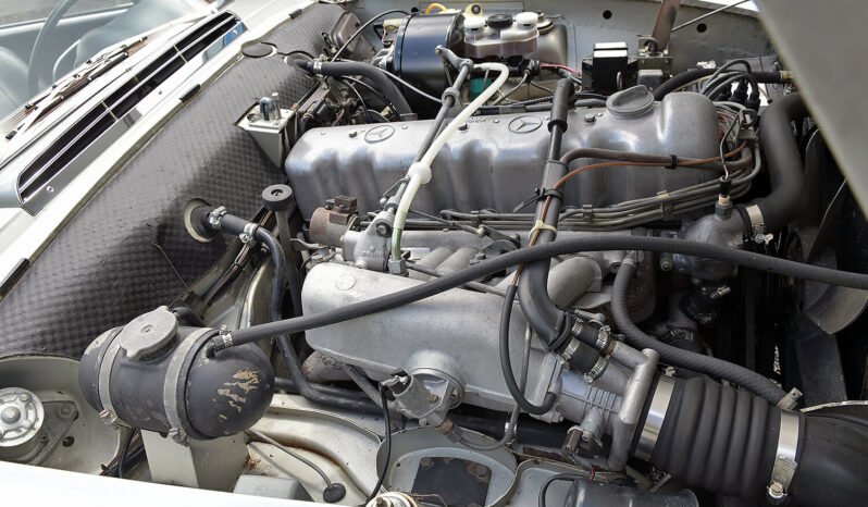 
								1970 Mercedes-Benz 280SL 4-Speed full									