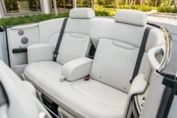 
										2009 Rolls-Royce Phantom Drophead full									