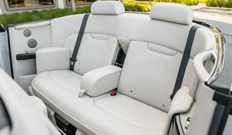 
								2009 Rolls-Royce Phantom Drophead full									