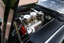 
										1961 Chevrolet C1 Corvette 4-Speed full									