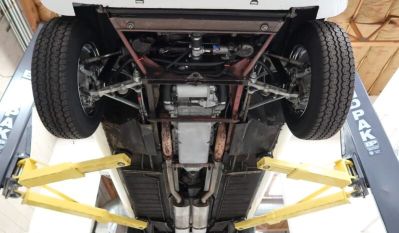 
								1974 Jaguar XKE Roadster V12 full									