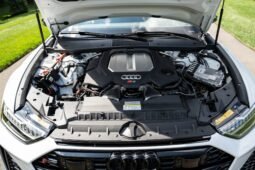 
										2022 Audi RS6 Avant full									