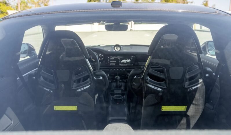 
								2022 Porsche 911 GT3 Touring full									