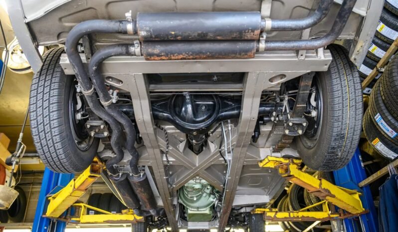 
								1965 Austin-Healey 3000 BJ8 full									