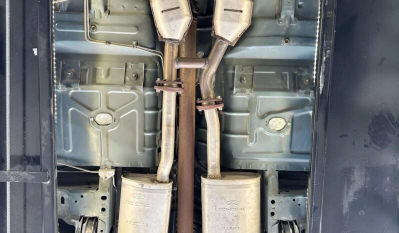 
								1993 Ford Mustang SVT Cobra 5.0 full									