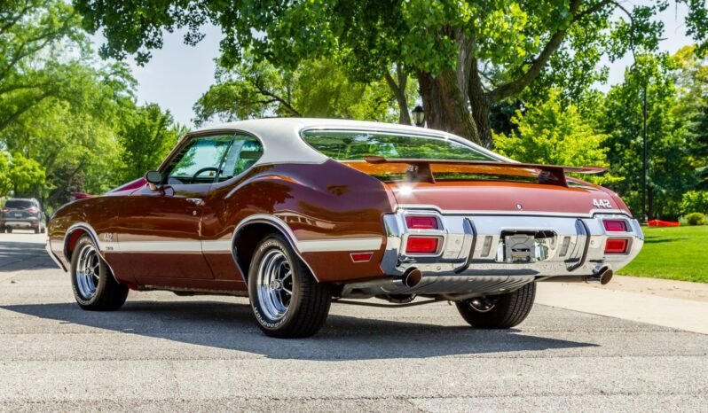 
								1971 Oldsmobile 442 W30 full									