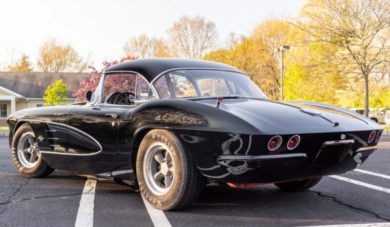 
								1961 Chevrolet Corvette C1 Black full									
