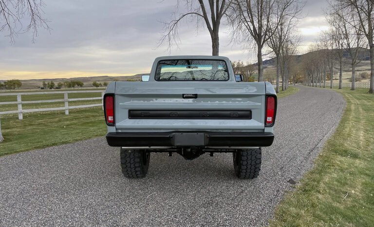 
								1975 Ford F-250 Highboy full									