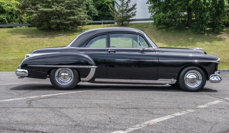 
								1950 Oldsmobile 88 Futuramic Club Coupe Black full									