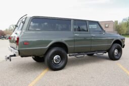 1972 Chevrolet Suburban V8