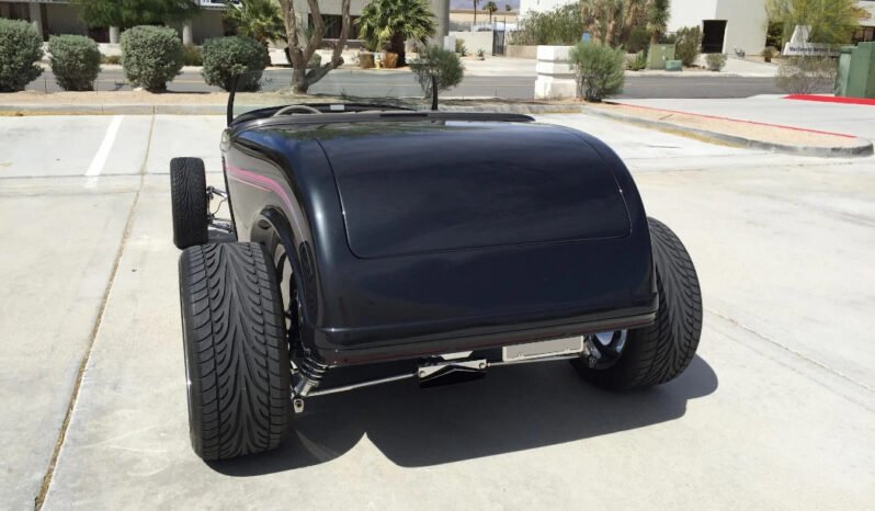 
								1932 Ford Highboy Roadster full									