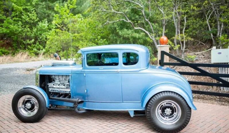 
								1931 Ford Model A 5-Window Hot Rod full									