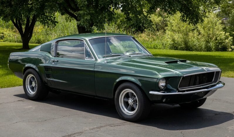 
								1967 Ford Mustang Fastback Dark Green full									