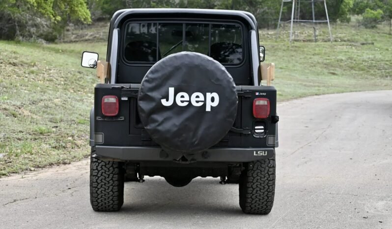 
								1981 Jeep CJ-8 Scrambler 4X4 full									