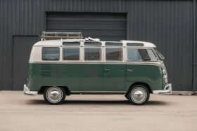 1967 Volkswagen Type 2 Samba Bus Deluxe