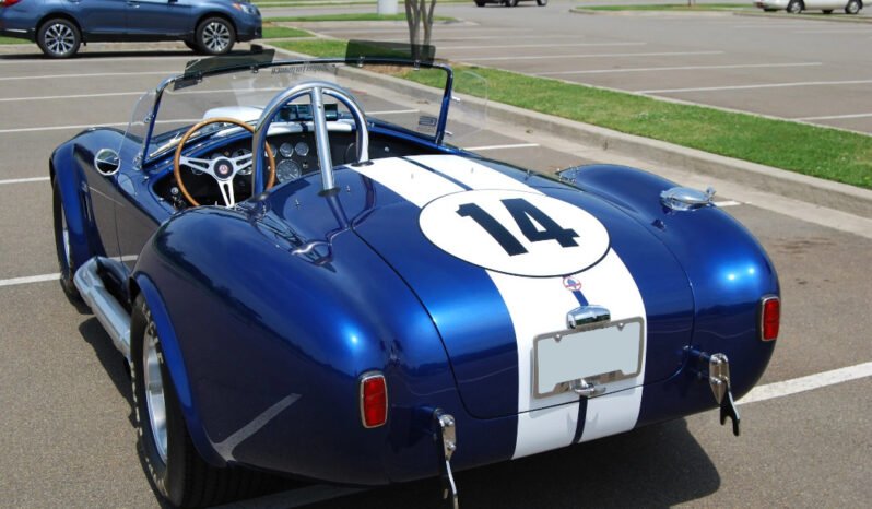 
								1965 Superformance MKIII 427 Shelby Cobra V8 full									