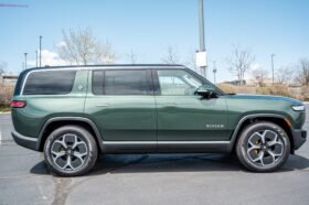 2023 Rivian R1S Adventure Green