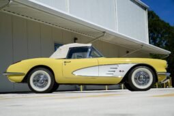 1958 Chevrolet Corvette V8 Yellow