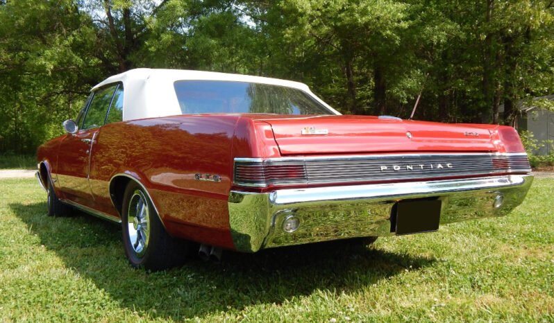 
								1965 Pontiac GTO Convertible 4-Speed full									