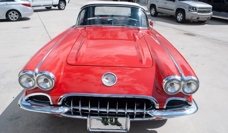 
								1960 Chevrolet Corvette C1 283 V8 full									