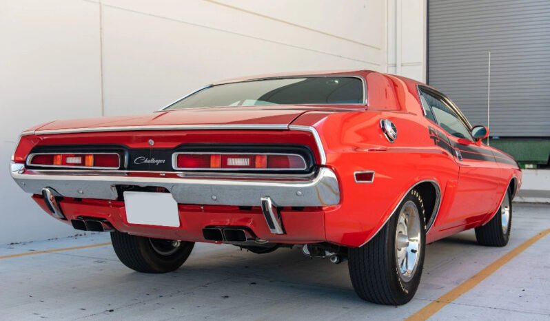 
								1971 Dodge Challenger R/T Bright Red full									