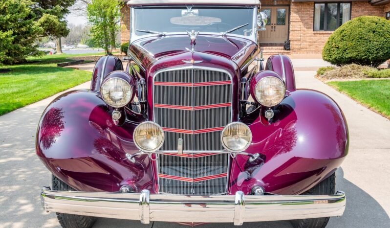 
								1935 Cadillac Model 355-D V8 full									