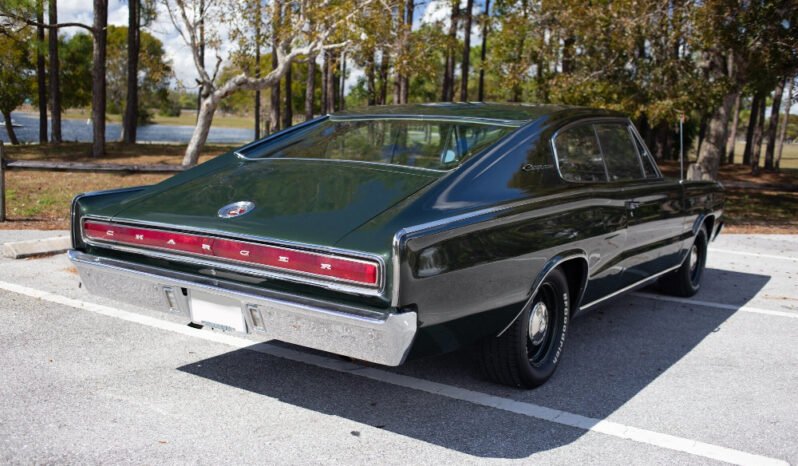 
								1966 Dodge Charger Hemi V8 full									