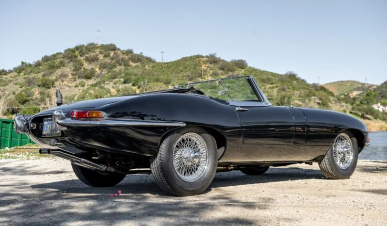 
								1968 Jaguar XKE Roadster full									