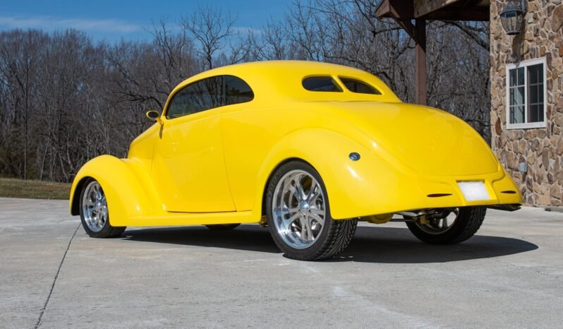 
								1937 Ford Custom Coupe LQ9 V8 full									