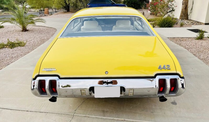 
								1970 Oldsmobile 442 W30 full									