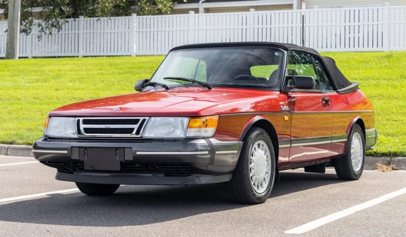 
								1989 Saab 900 Turbo full									